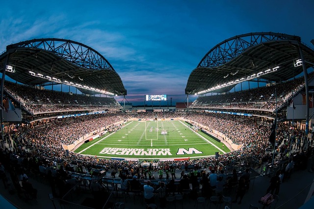 西班牙则在 西班牙则在